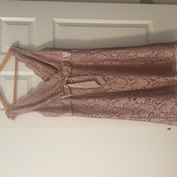 💚💎3/$30 Formal dusky pink with sparkles dress - Picture 1 of 8